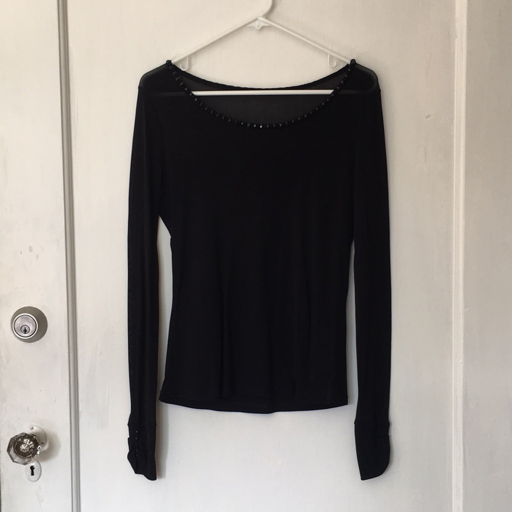 Size M Black Tops